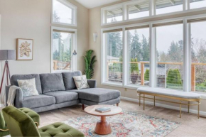 Lake View Relaxing Bellevue Home